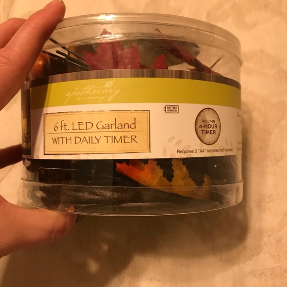 6ft LED fall garland - Picture 1 of 5